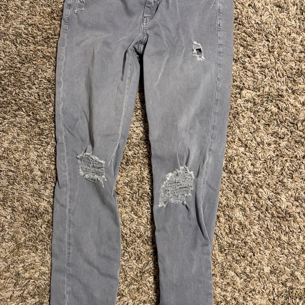 American Eagle Outfitters Distressed Gray Skinny Jeans